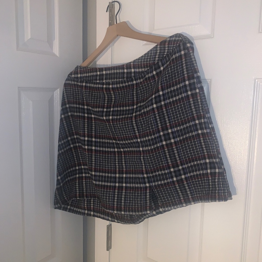 Plaid skirt